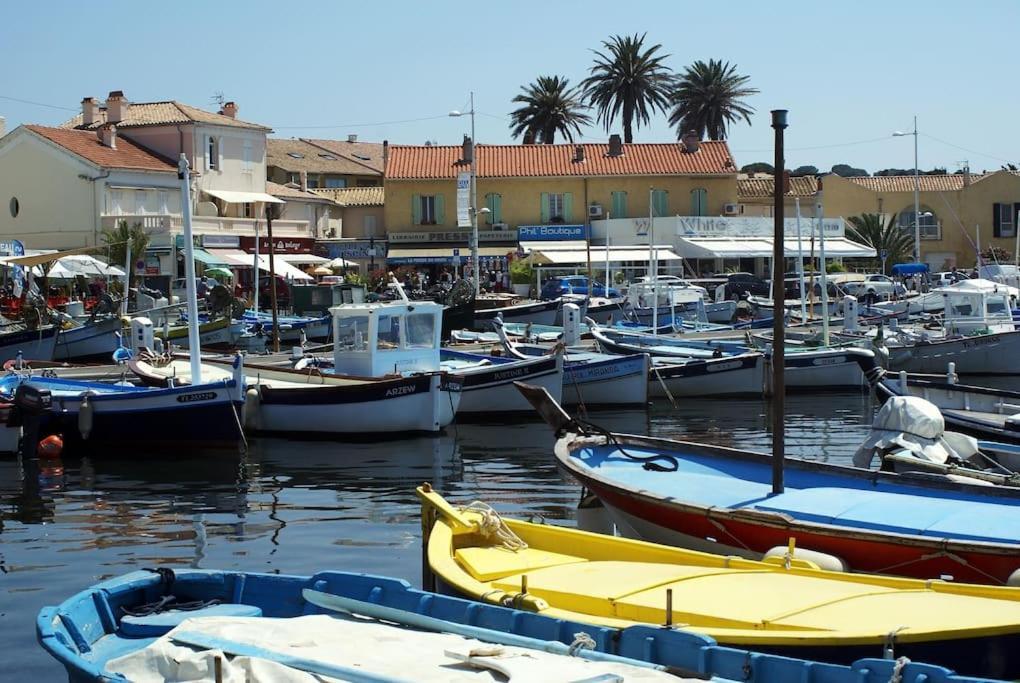 Bel Appartement Sur Le Port Du Brusc Avec Sa Place De Parking Privative. Six-Fours-les-Plages Exterior foto
