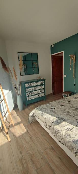 Bel Appartement Sur Le Port Du Brusc Avec Sa Place De Parking Privative. Six-Fours-les-Plages Exterior foto