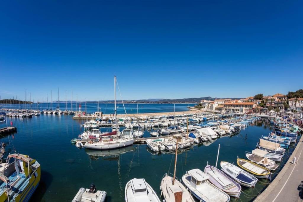 Bel Appartement Sur Le Port Du Brusc Avec Sa Place De Parking Privative. Six-Fours-les-Plages Exterior foto